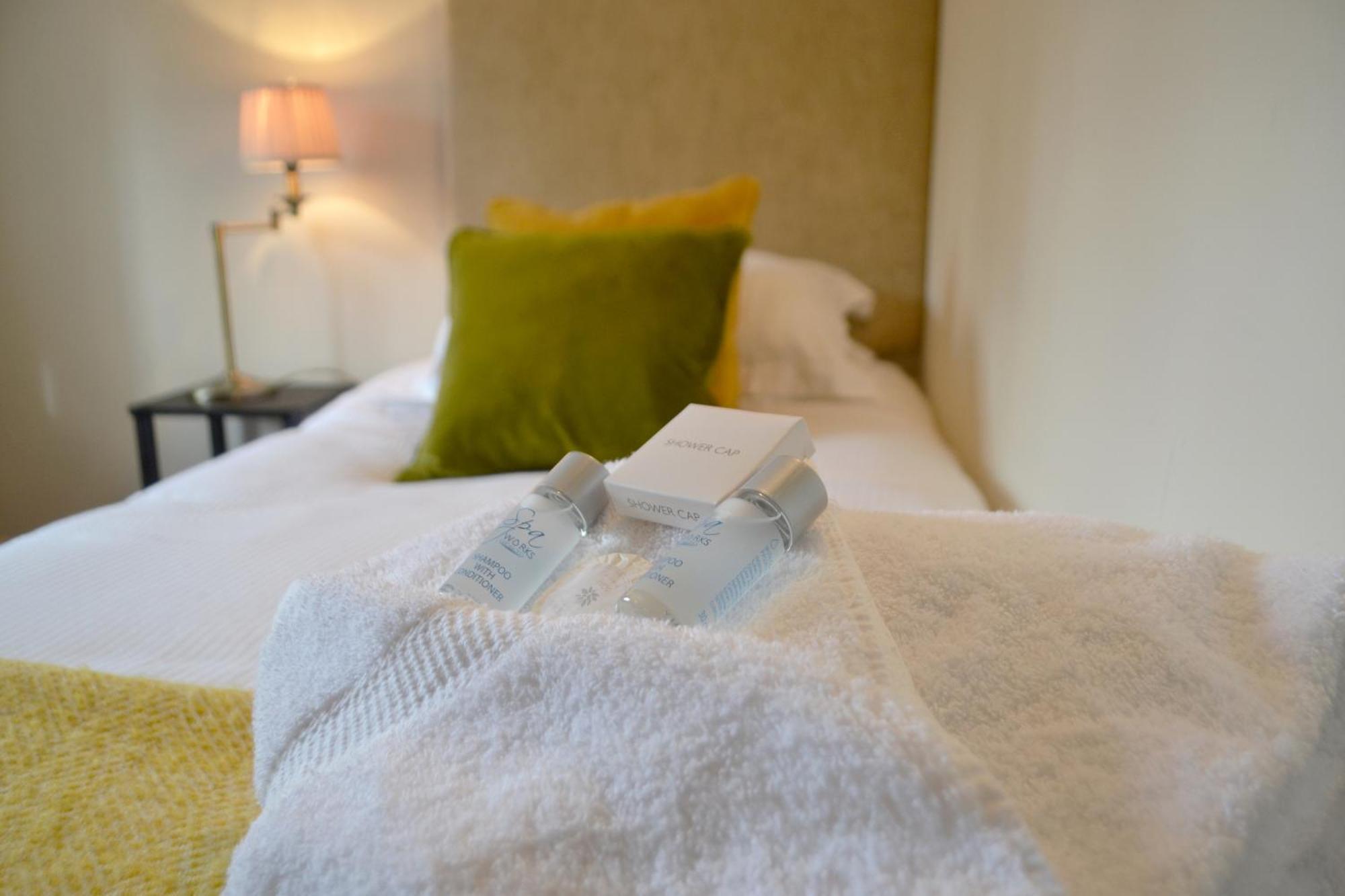 The Nags Head Hotell Montgomery Eksteriør bilde