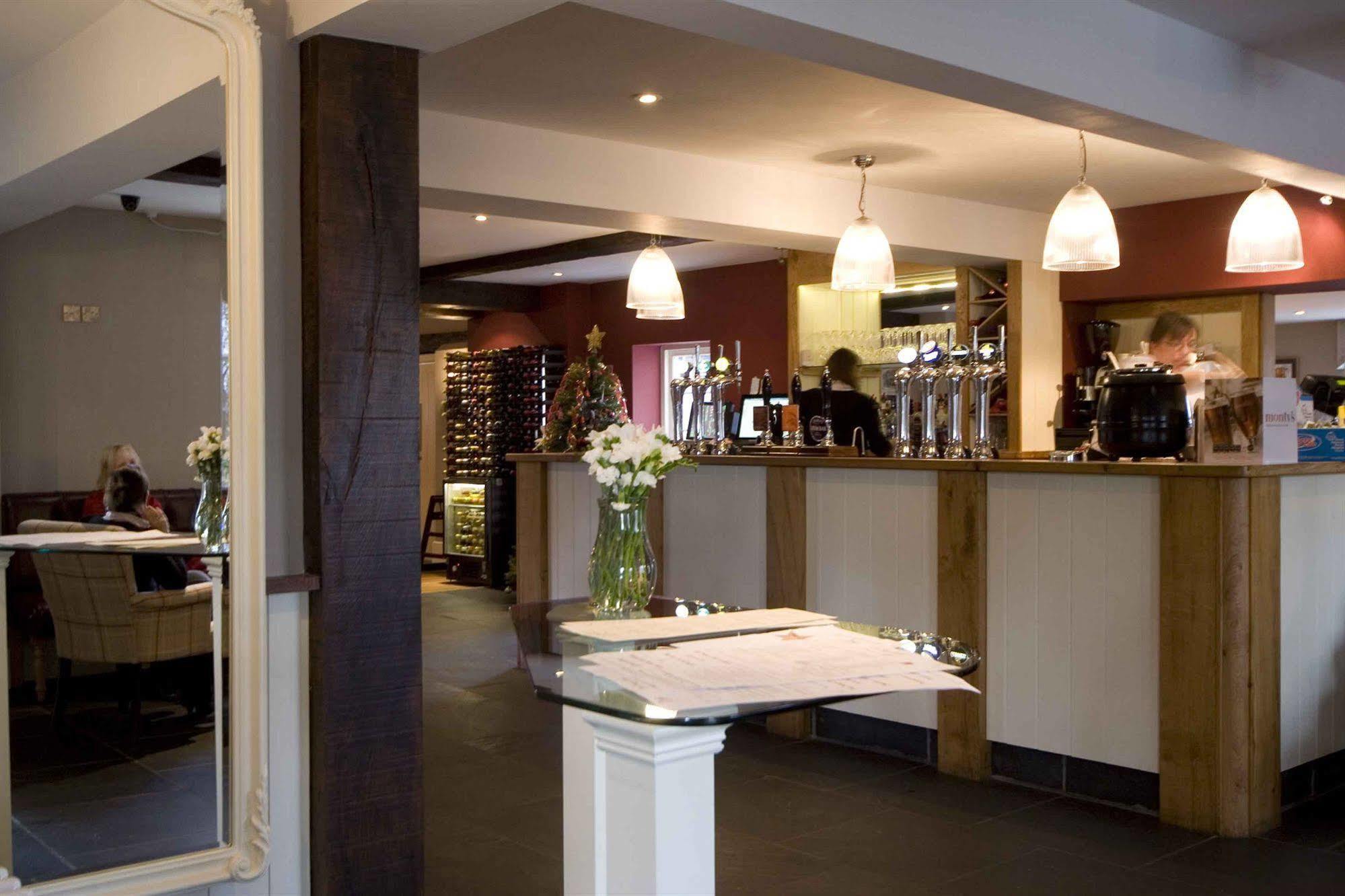 The Nags Head Hotell Montgomery Eksteriør bilde